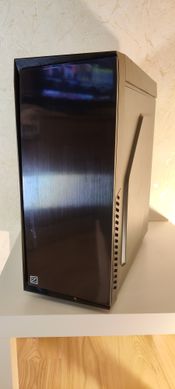 Zalman R1 ATX Mid Tower Black PC Case