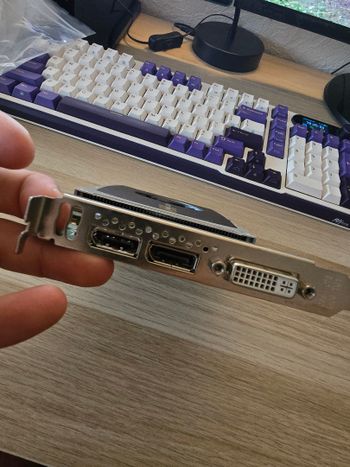 Nvidia quadro 2000 1GB