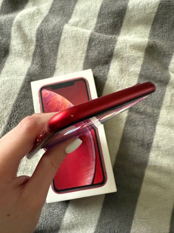 Get Apple iPhone XR 128GB Red