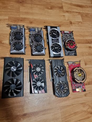 8 GPU su defektais