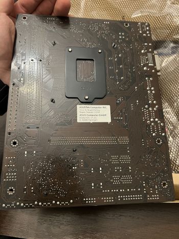 Get Asus H81M-A Intel H81 Micro ATX DDR3 LGA1150 1 x PCI-E x16 Slots Motherboard