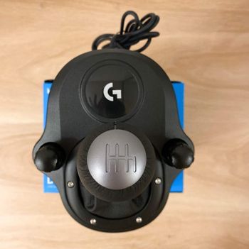 Logitech G923 Trueforce + shifter
