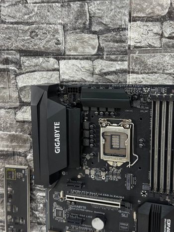 Gigabyte GA-Z270X-Ultra Gaming Intel Z270 ATX DDR4 LGA1151 3 x PCI-E x16 Slots Motherboard for sale