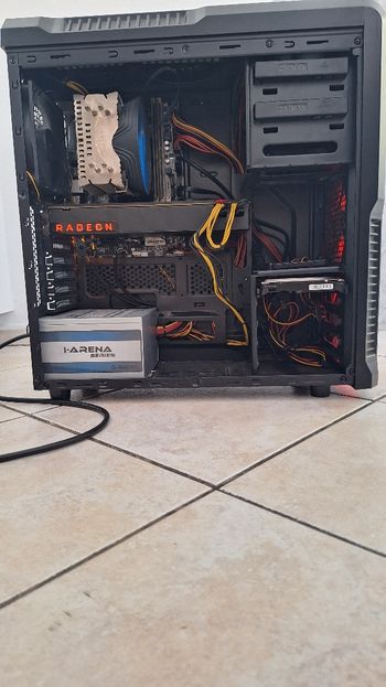 Buy gaming pc(i5 7400/16gb ram/ rx vega 64/240gb/1tb)