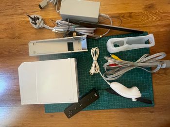 Nintendo Wii, Baltas, įrašyta 13 žaidimų