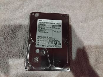 Hitachi HGST 1 TB SATA HDD