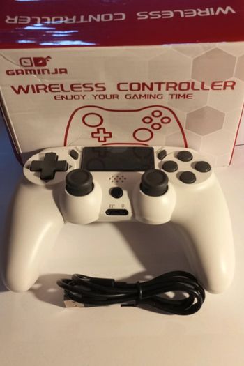 Naujas Playstation 4 pultelis V2 pultas belaidis PS4 valdiklis controller joystick wireless Bluetooth