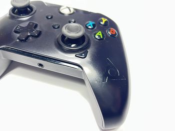 PDP Wired Controller for Xbox & PC – Raven Black Edition