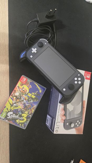 Nintendo switch lite + Splatoon 3 + dėklas