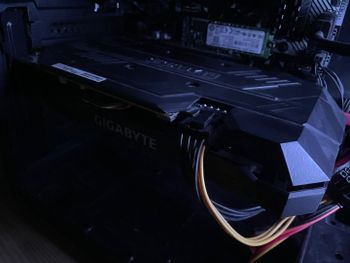 Gigabyte GeForce GTX 1660 SUPER 6 GB 1530-1860 Mhz PCIe x16 GPU