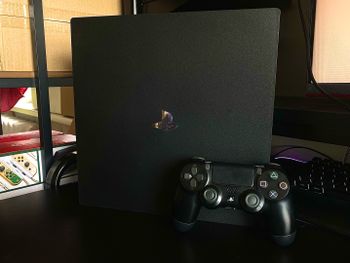 Sony Playstation 4 Pro, 1TB