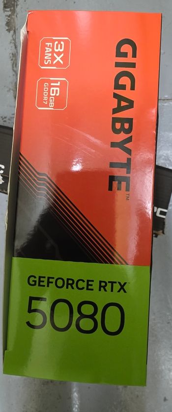 Buy Gigabyte RTX 5080 WindForce OC SFF