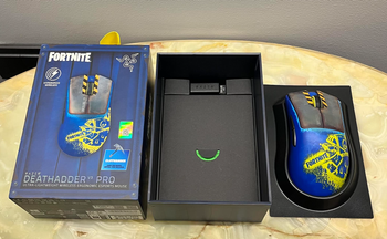 Redeem Razer Deathadder V3 Pro belaidė pelė