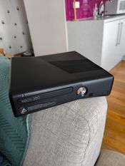 Xbox 360 S 250GB | TIK KONSOLĖ for sale