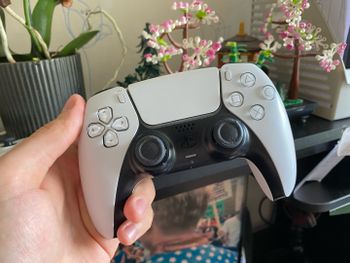 Playstation 5 Dualsense White Controller / Pultelis