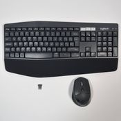 Logitech MK850 Performance Wireless Keyboard and Mouse Combo 2.4 GHz Unifying