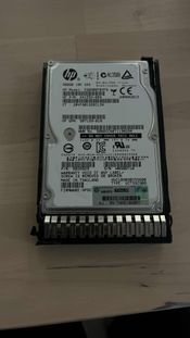 HP 900gb SAS 10K server storage