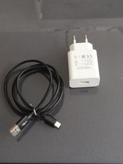 Huawei SuperCharge pakrovėjas + USB-C laidas