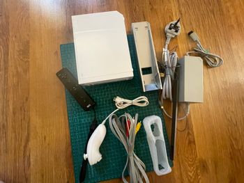 Nintendo Wii, Baltas, įrašyta 13 žaidimų