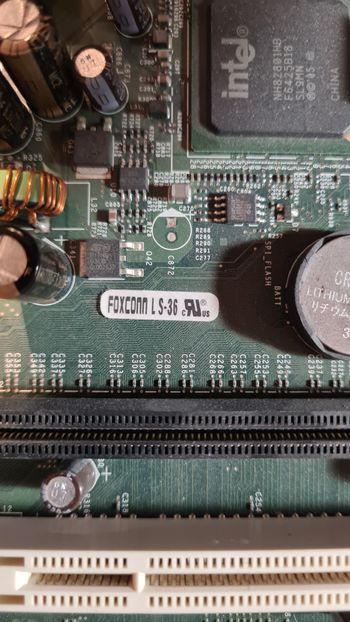 Dell Foxconn LS-36 Intel