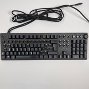 Razer Huntsman V2 Analog Gaming Keyboard: Adjustable Actuation via Analog Optica