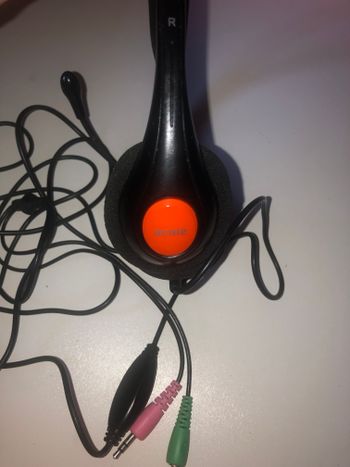 Buy Acme ausnės su mikrafonu