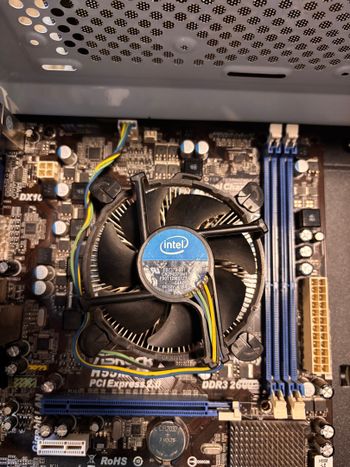 Intel Core i5-650 3.2 GHz LGA1156 Dual-Core CPU