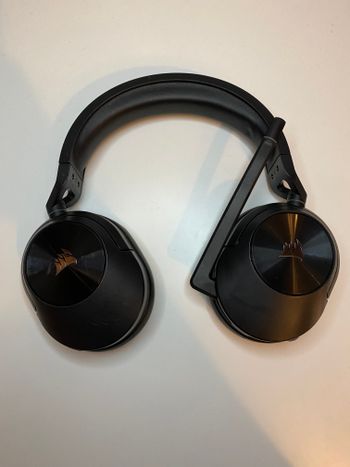 Corsair HS55 belaidės žaidimų ausinės wireless gaming headset
