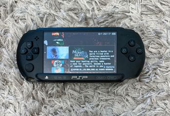 PSP Street (E1000) + 66 zaidimai!