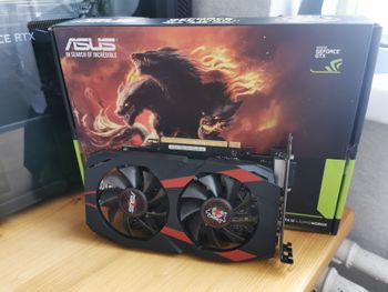 Asus GeForce GTX 1050 Ti 4 GB 1379-1506 Mhz PCIe x16 GPU