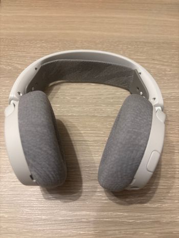 Laidinės ausinės Steelseries Arctic Nova 1