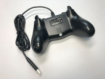 Redeem Varr Flanker OGPXBOXNEW Wired X-Box Gamepad – Great Condition, Ready to Play!