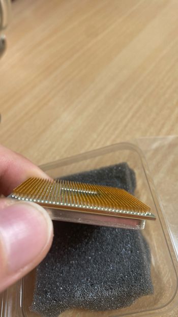 AMD Ryzen 7 2700X 3.7-4.3 GHz AM4 8-Core CPU