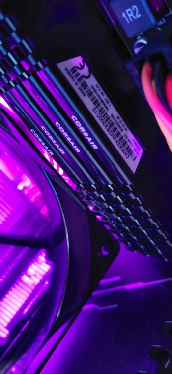 Buy Galingas/išvaizdus žaidimų kompiuteris 