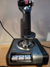 Logitech Professional x52