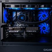 Ryzen 7 8700F B650M WIFI 32GB DDR5 1TB SSD RTX 5070 12GB