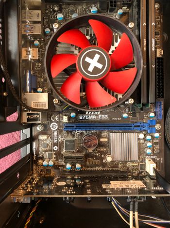 MSI B75MA-E33 Intel B75 Micro ATX DDR3 LGA1155 1 x PCI-E x16 Slots Motherboard