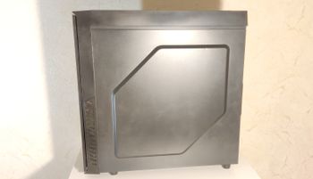 Zalman R1 ATX Mid Tower Black PC Case