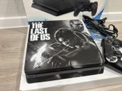PS4 Slim žaidimų konsolė