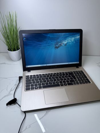 Asus F540L 8GB RAM 240GB SSD