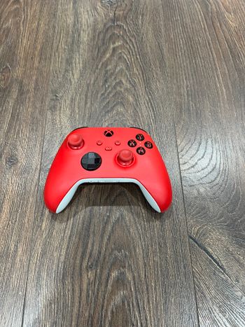 Xbox/one/s/x pultelis orginalus Raudonas