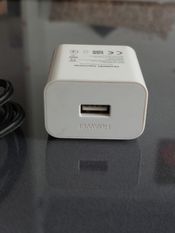 Huawei SuperCharge pakrovėjas + USB-C laidas