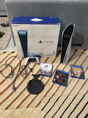 PlayStation 5, Black & White, 825GB