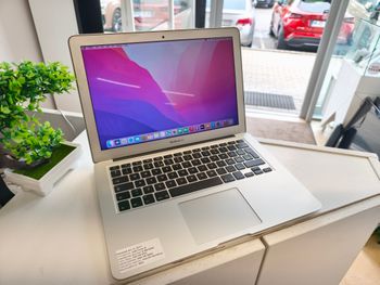 Macbook Air 2017 13 inch