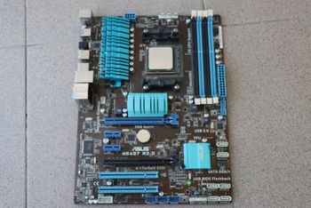 Asus M5A97 R2.0 AMD 970 ATX DDR3 AM3+ 2 x PCI-E x16 Slots Motherboard