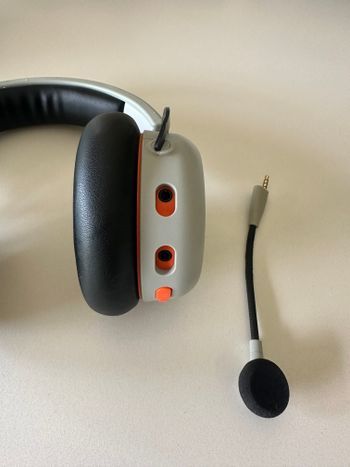 Get Beyerdynamic mmx 100