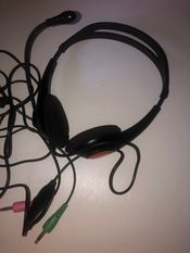 Acme ausnės su mikrafonu