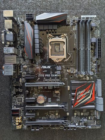 Asus Z170 PRO GAMING Intel Z170 ATX DDR4 LGA1151 3 x PCI-E x16 Slots Motherboard