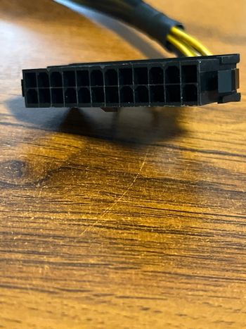 24pin>10pin psu laidas