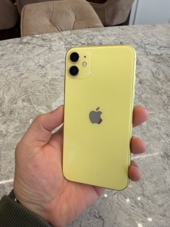 Apple iPhone 11 64GB Yellow